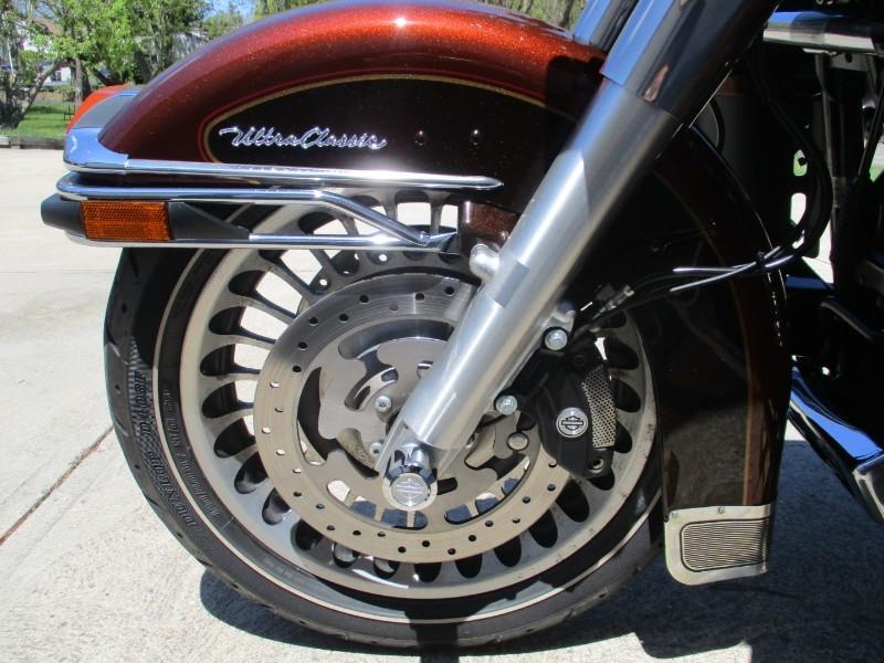 Harley-Davidson FLHTCU  2009
