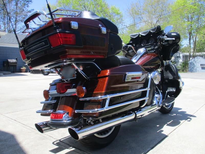 Harley-Davidson FLHTCU  2009