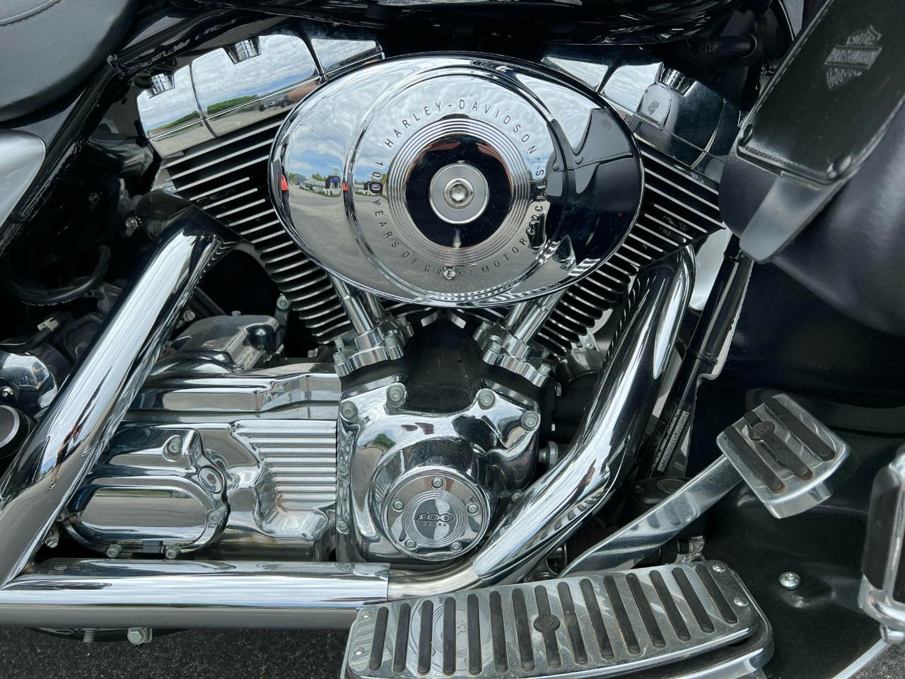 Harley-Davidson FLHTCUI  2003