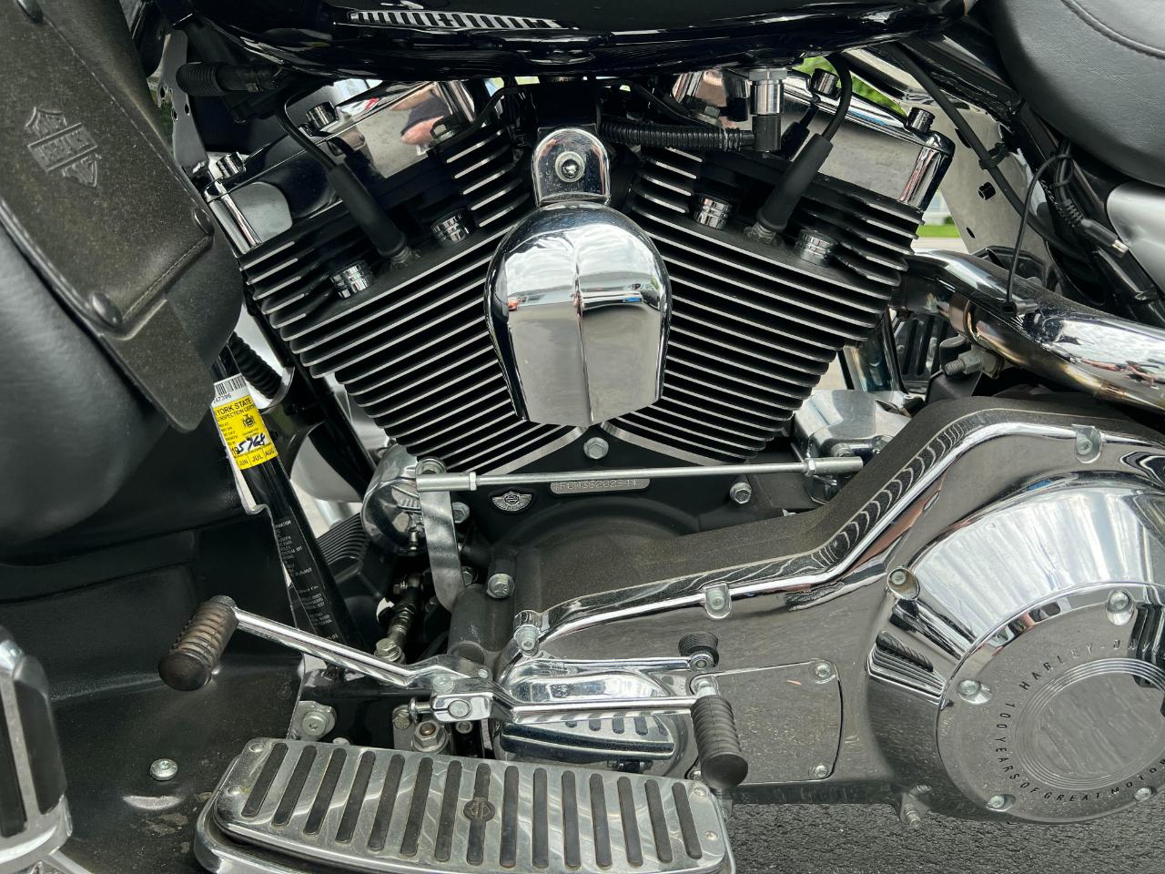 Harley-Davidson FLHTCUI  2003