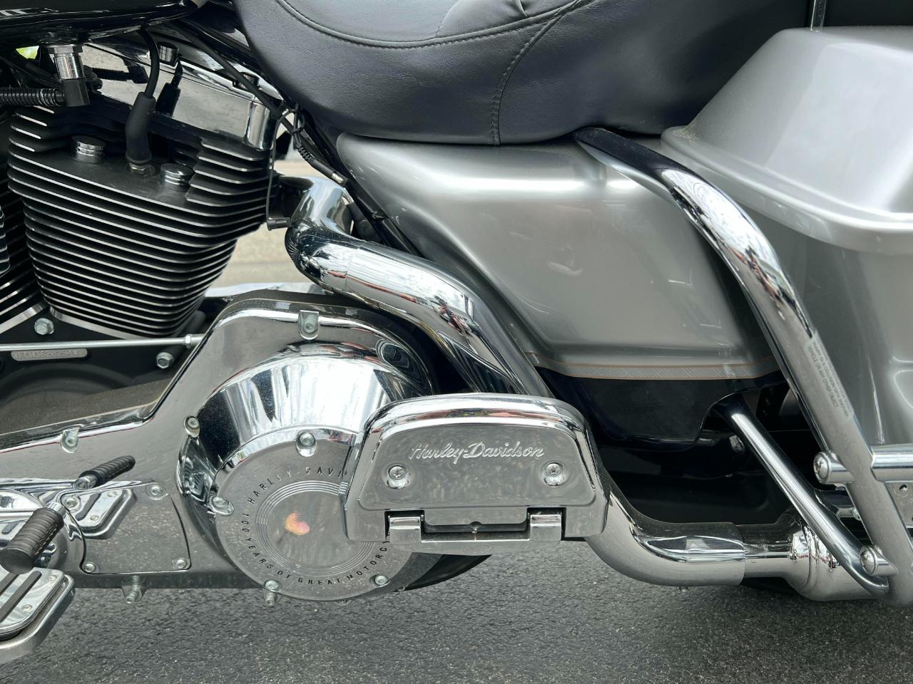 Harley-Davidson FLHTCUI  2003