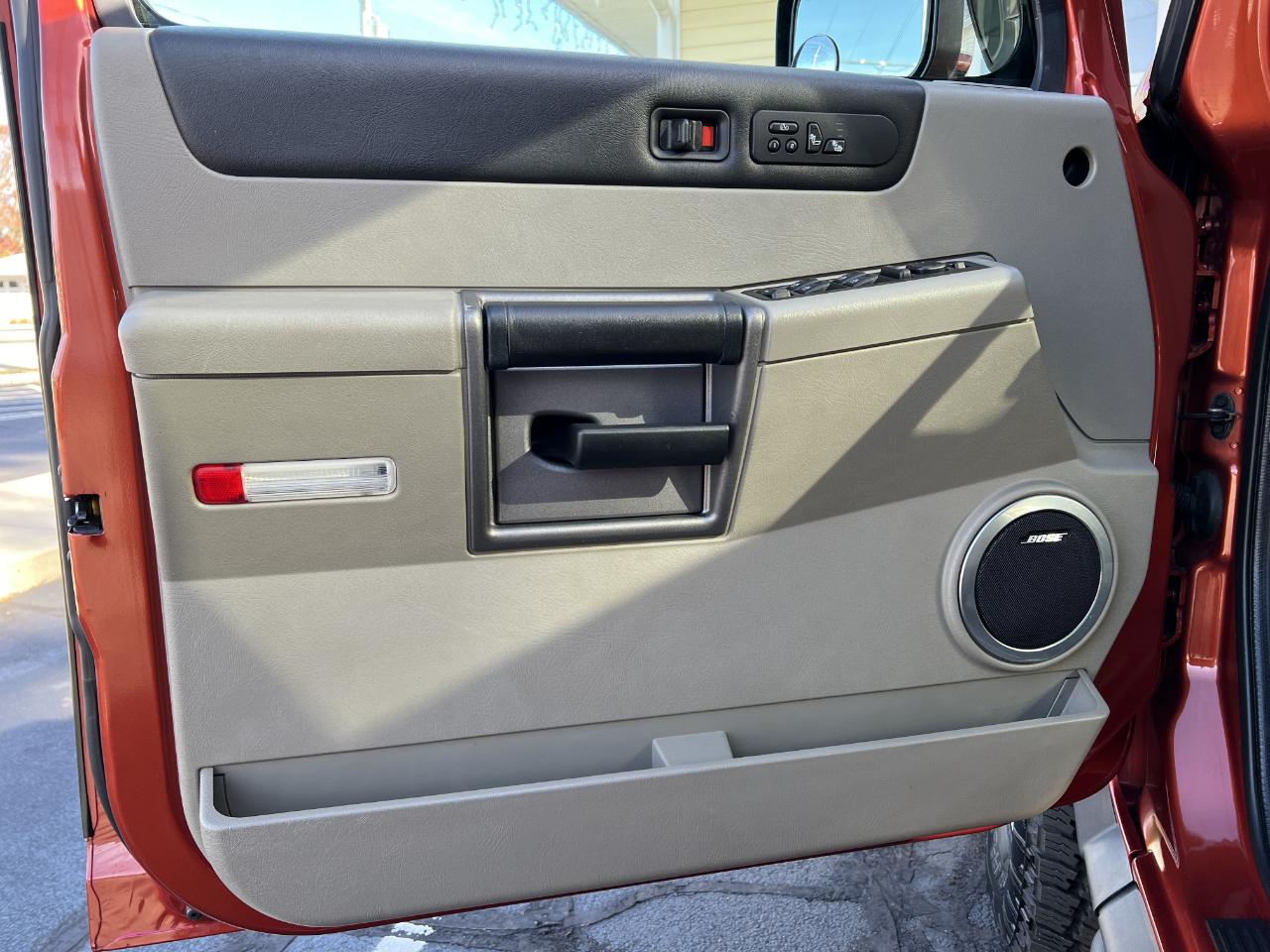 HUMMER H2 Sport Utility 2004