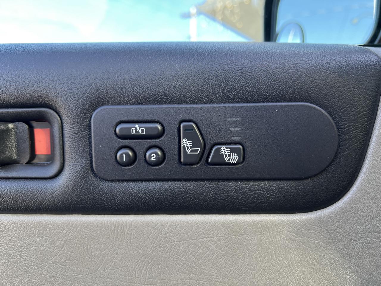 HUMMER H2 Sport Utility 2004