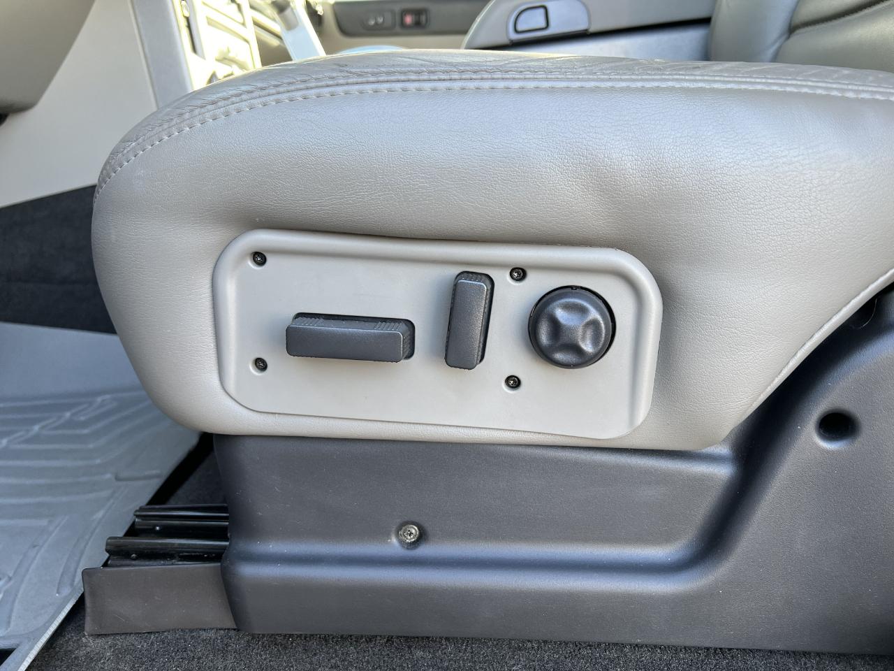 HUMMER H2 Sport Utility 2004