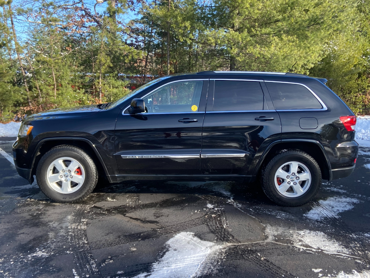 Jeep Grand Cherokee 4dr Laredo 2011