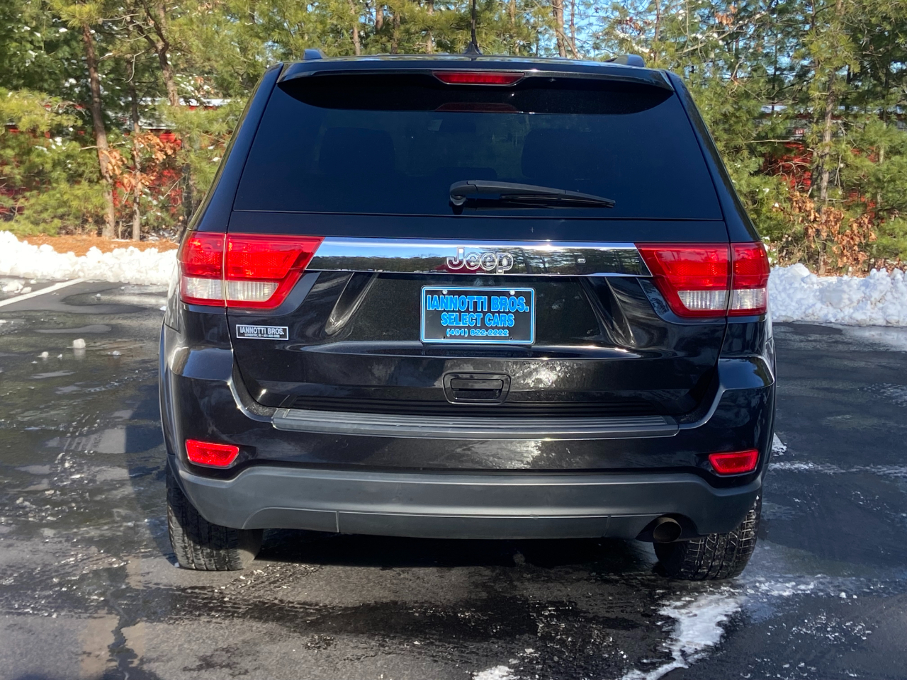 Jeep Grand Cherokee 4dr Laredo 2011