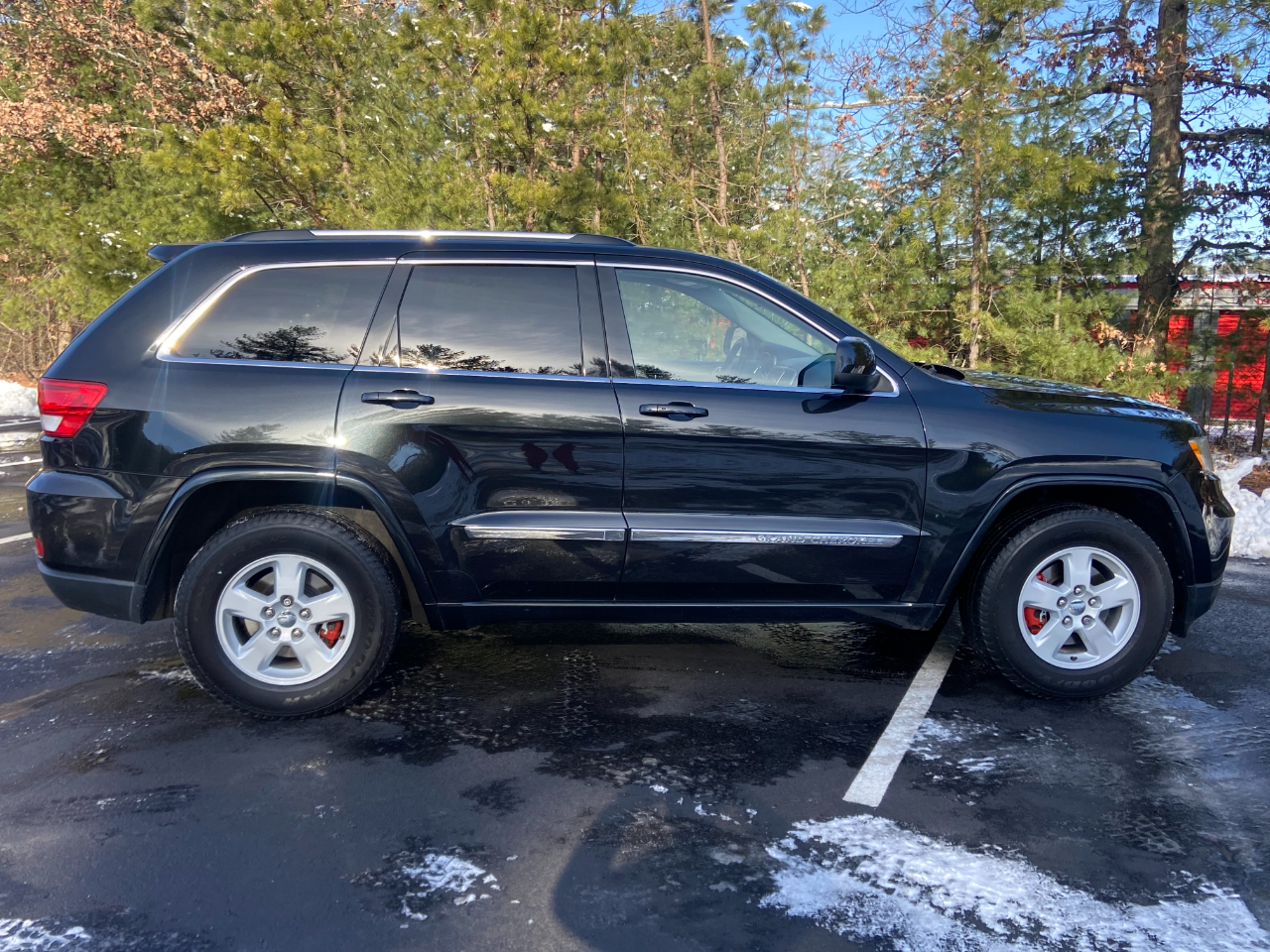 Jeep Grand Cherokee 4dr Laredo 2011