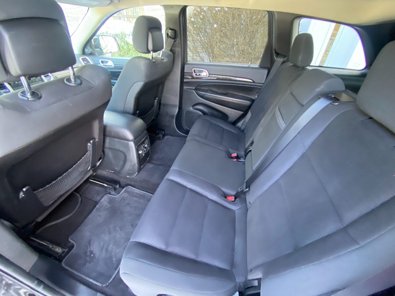 Jeep Grand Cherokee 4dr Laredo 2011