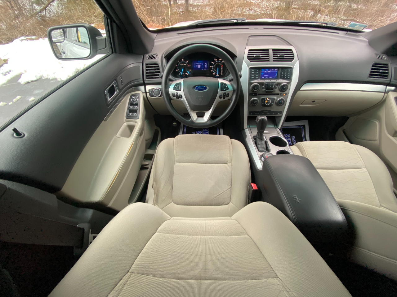 Ford Explorer 4dr XL 4WD 2013