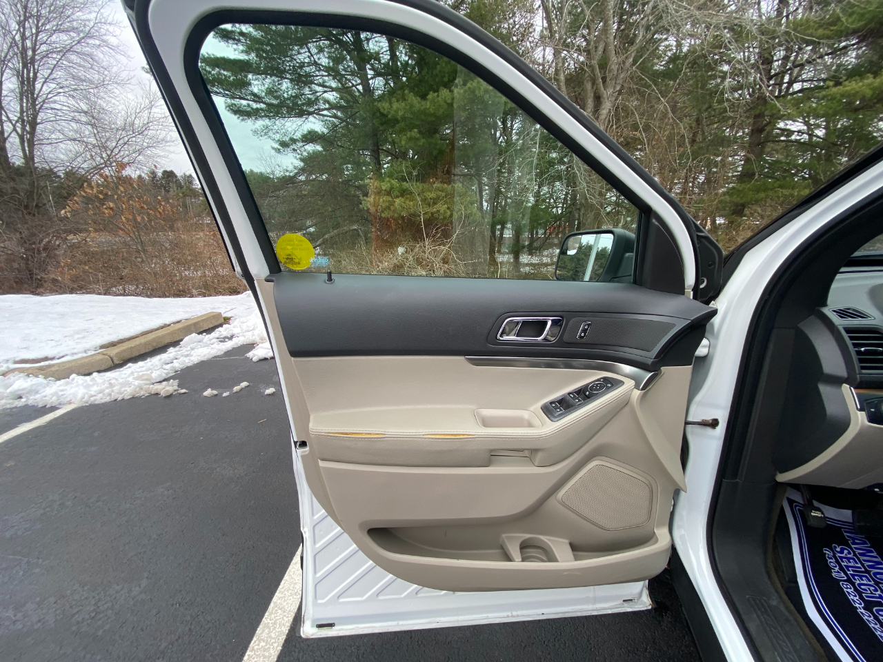 Ford Explorer 4dr XL 4WD 2013