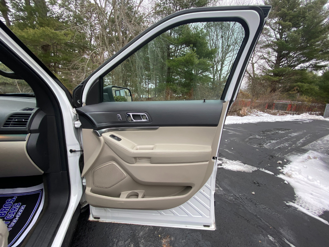 Ford Explorer 4dr XL 4WD 2013