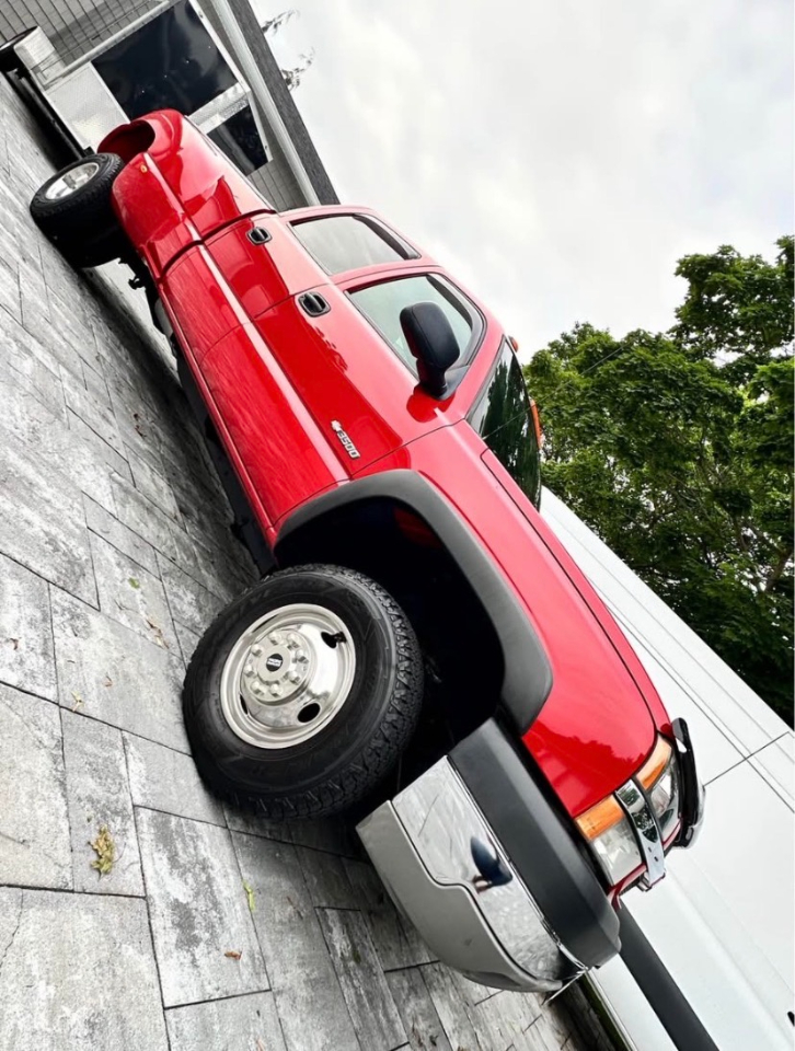 Chevrolet Silverado 3500 4WD DRW 2003