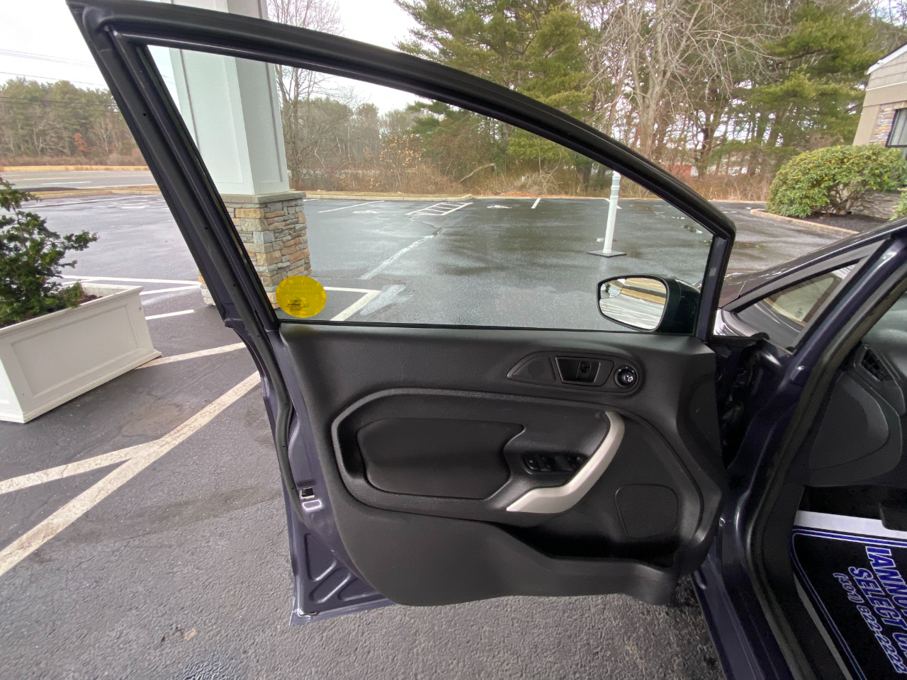 Ford FIESTA SE  2012