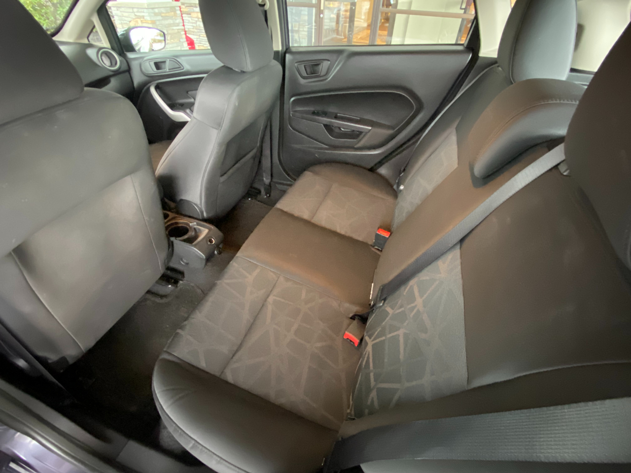 Ford FIESTA SE  2012