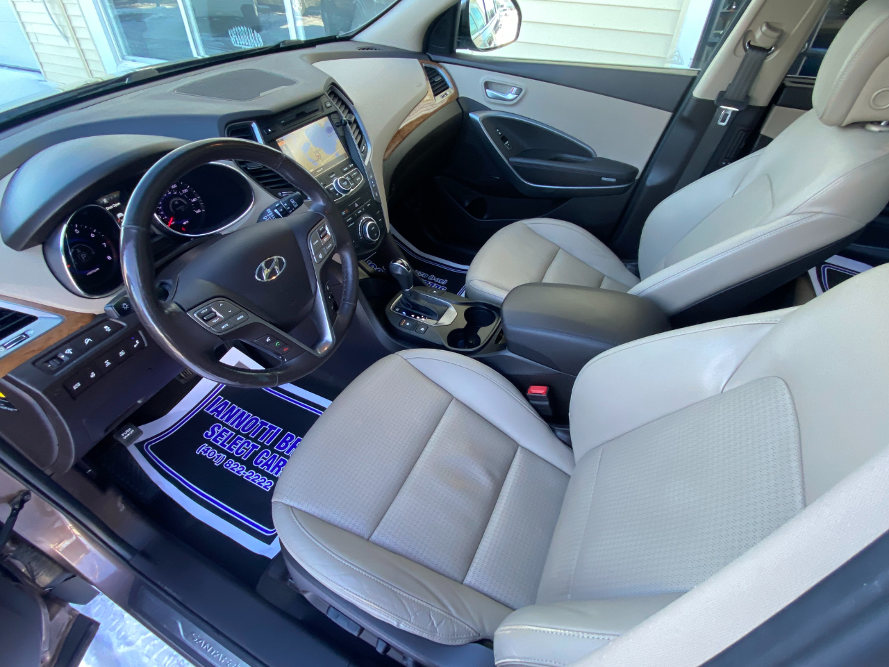 Hyundai Santa Fe AWD 4dr V6 GLS 2014