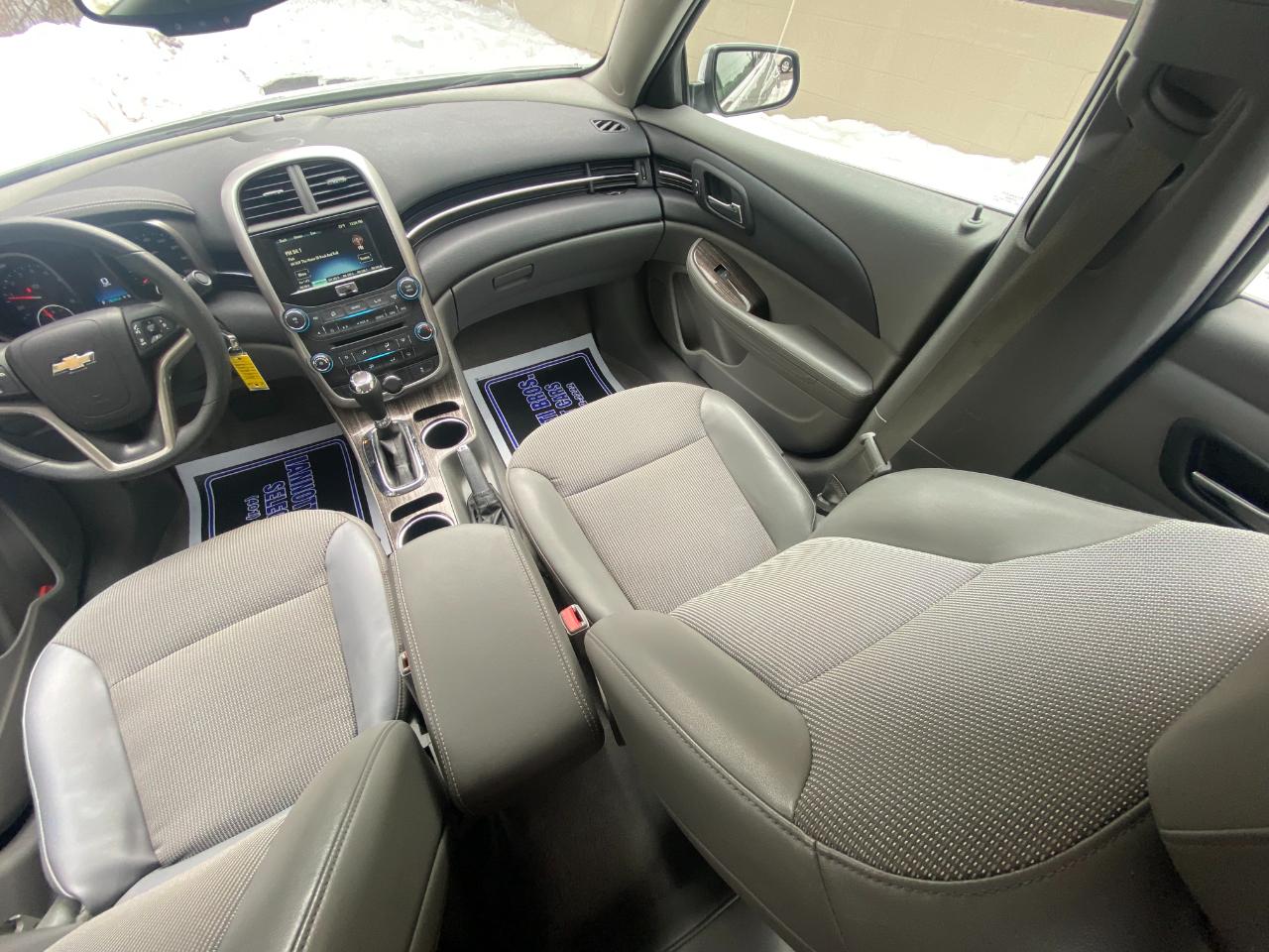 Chevrolet MALIBU LT Base 2014