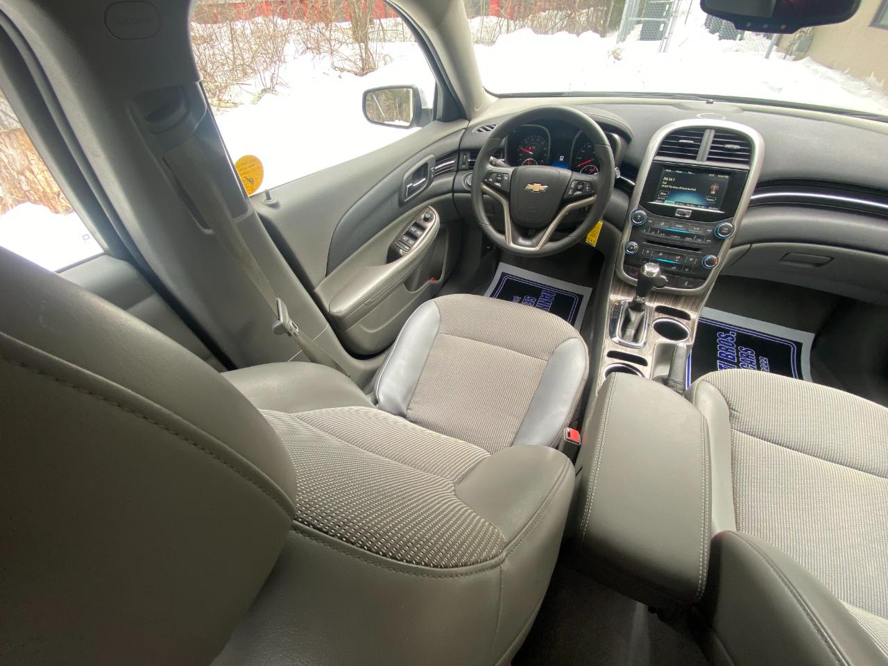 Chevrolet MALIBU LT Base 2014