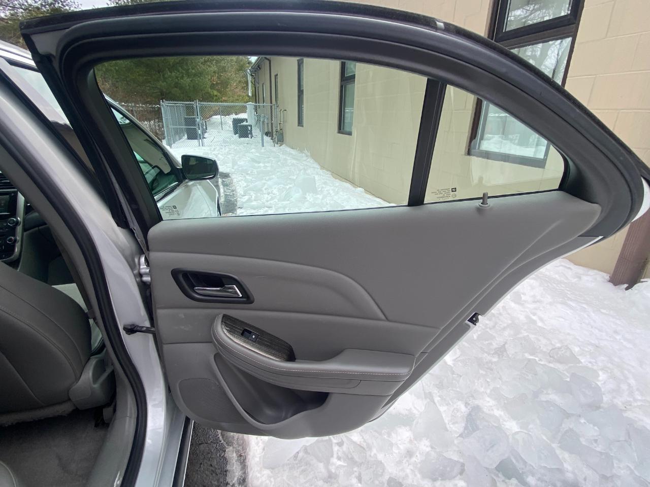 Chevrolet MALIBU LT Base 2014