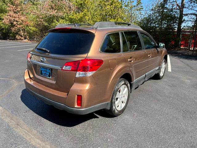 Subaru Outback 4dr Wgn 2.5i Limited 2011