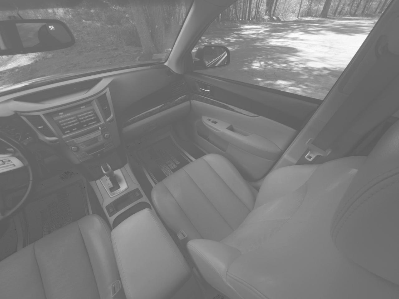 Subaru Outback 4dr Wgn 2.5i Limited 2011