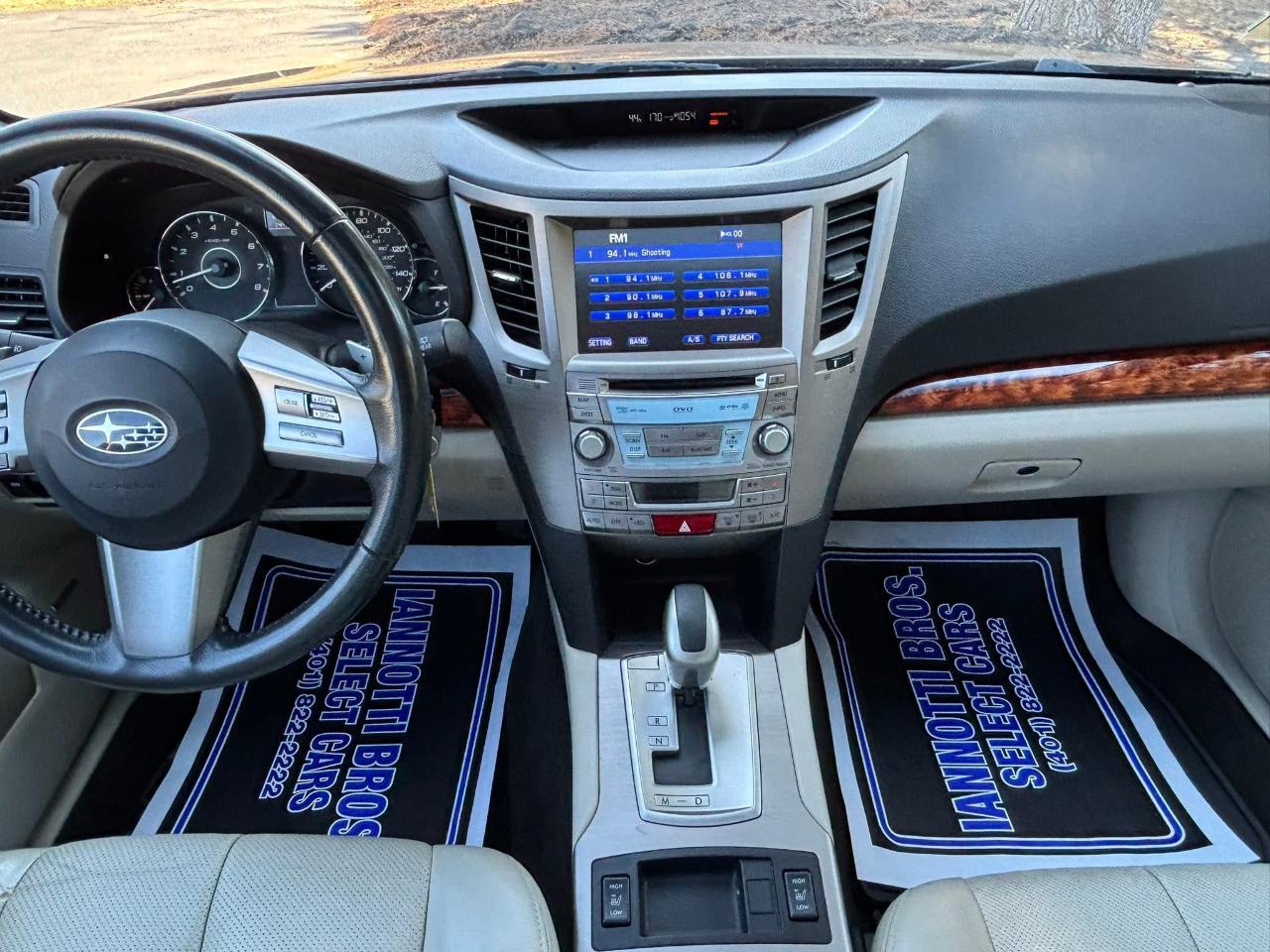 Subaru Outback 4dr Wgn 2.5i Limited 2011