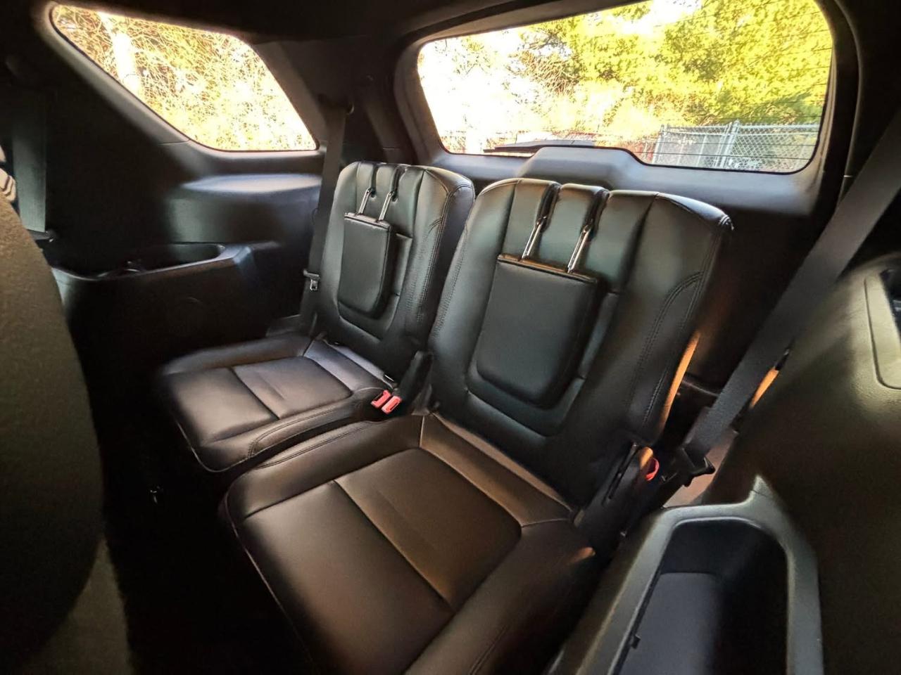 Ford Explorer XLT 4D SUV FWD 2016