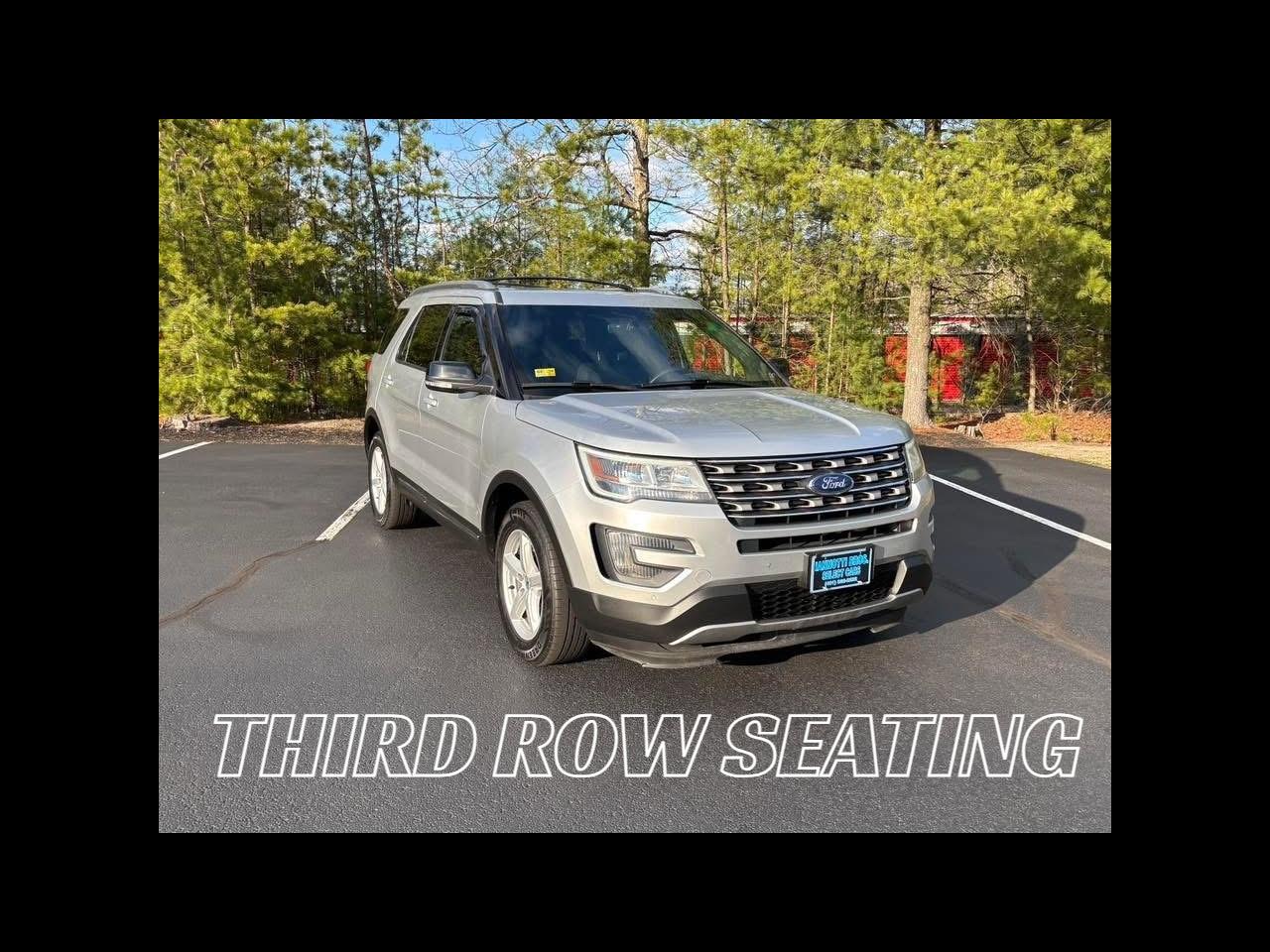 2016 Ford Explorer XLT 4D SUV FWD