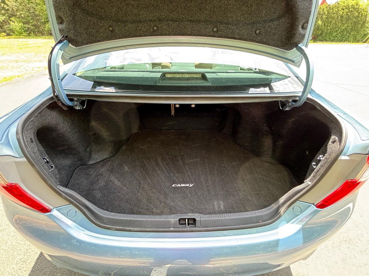Toyota Camry L 2012