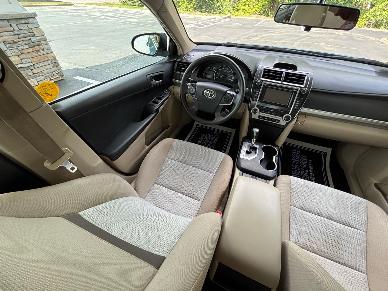 Toyota Camry L 2012