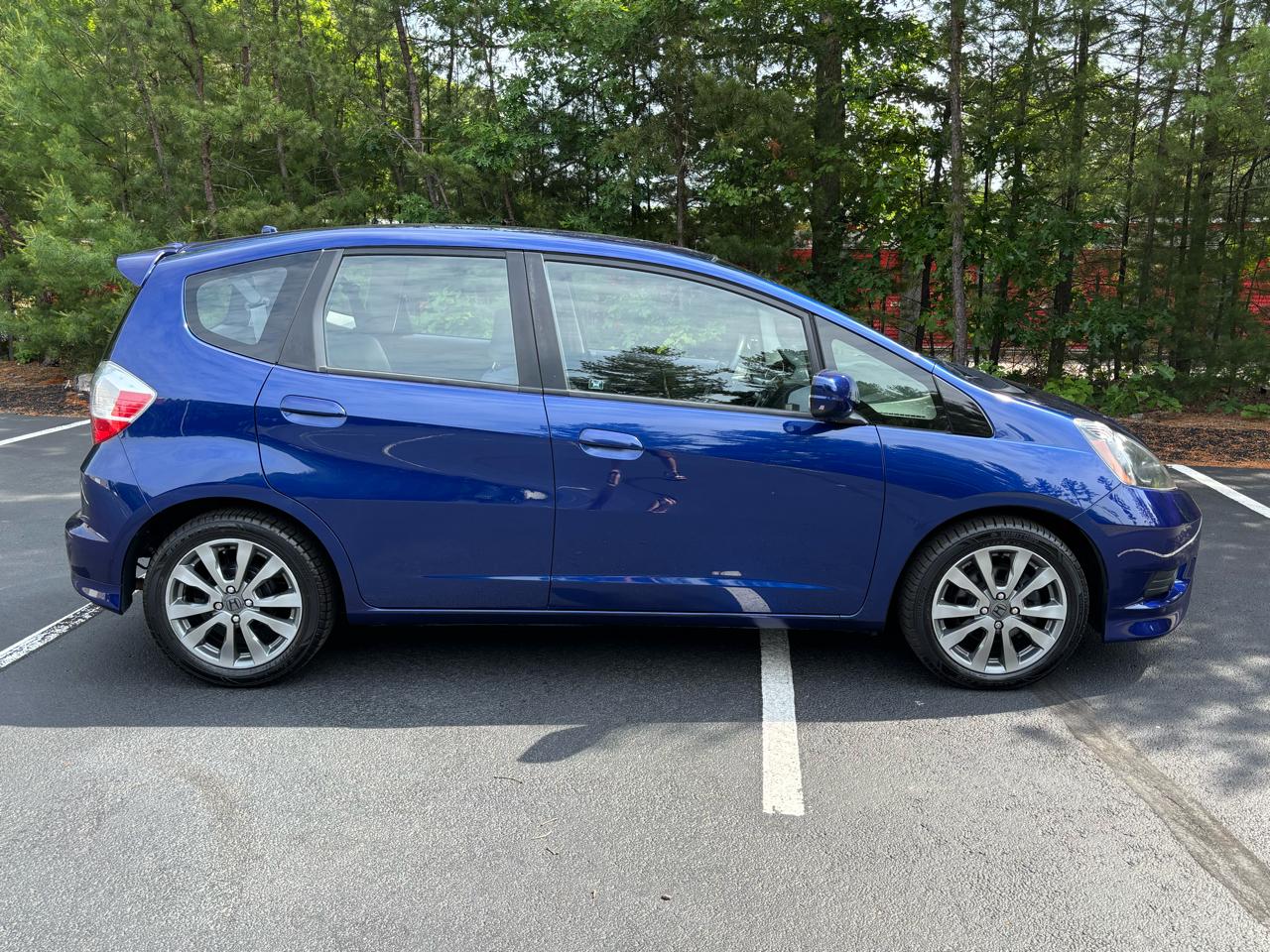 Honda Fit Sport 5-Speed AT 2012