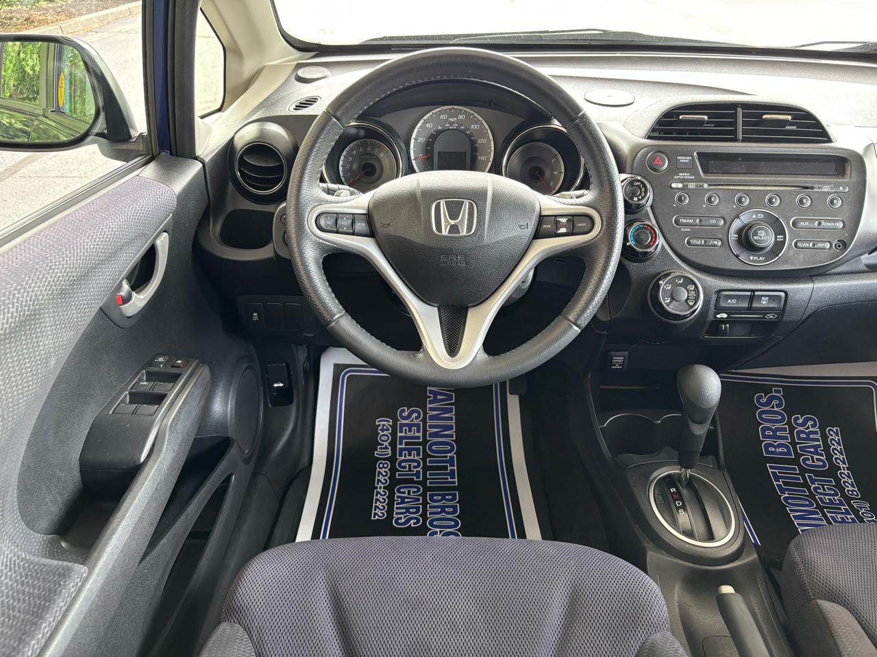 Honda Fit Sport 5-Speed AT 2012
