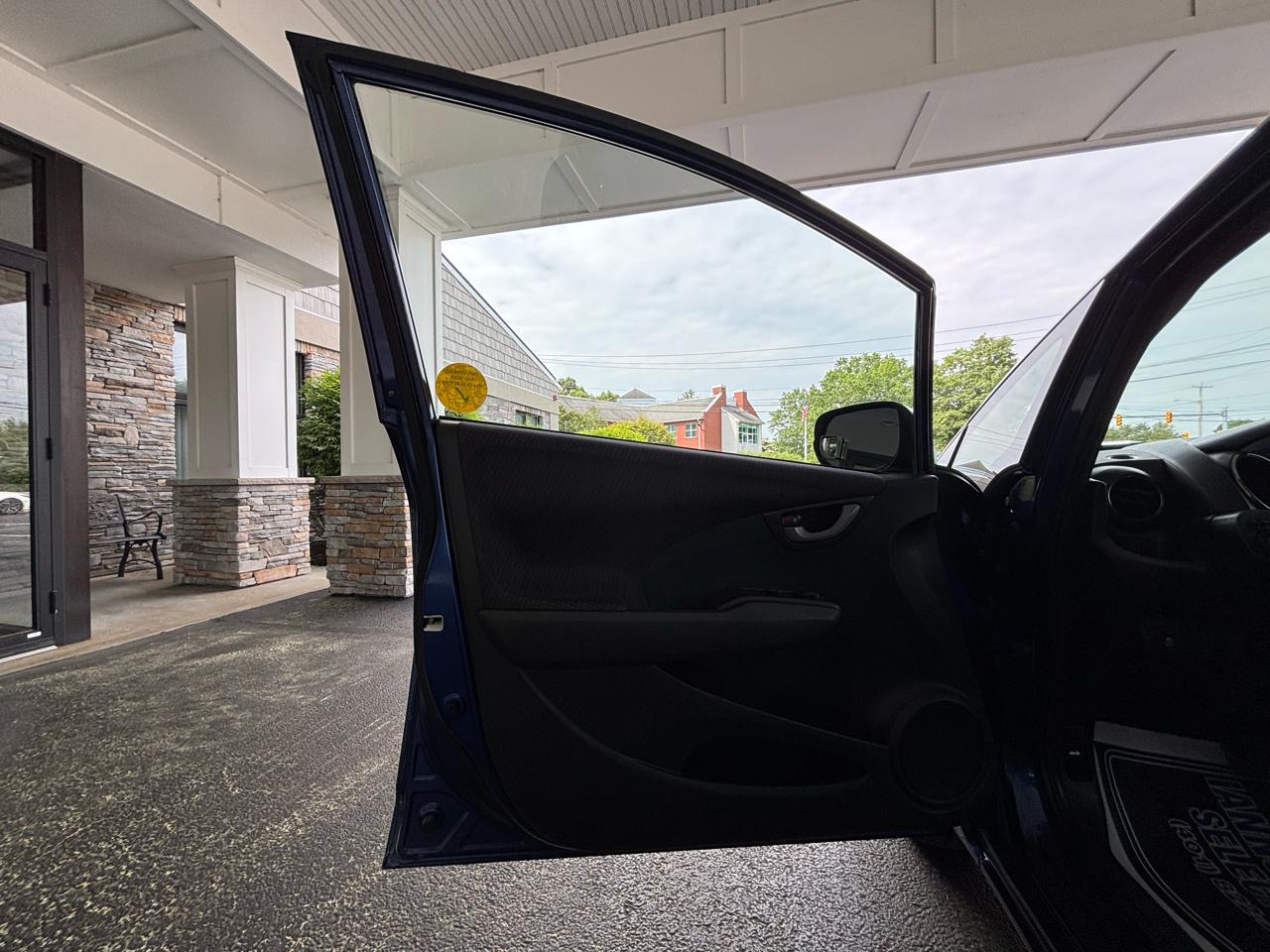 Honda Fit Sport 5-Speed AT 2012
