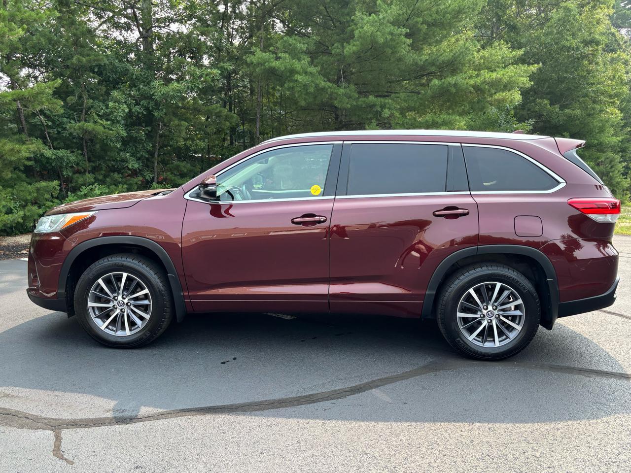 Toyota Highlander XLE AWD V6 2017