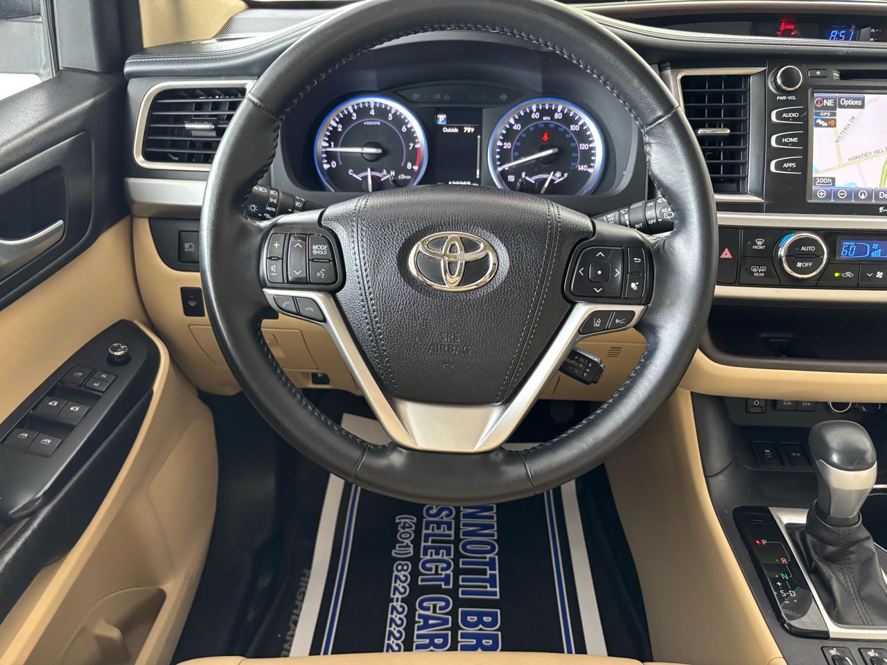 Toyota Highlander XLE AWD V6 2017
