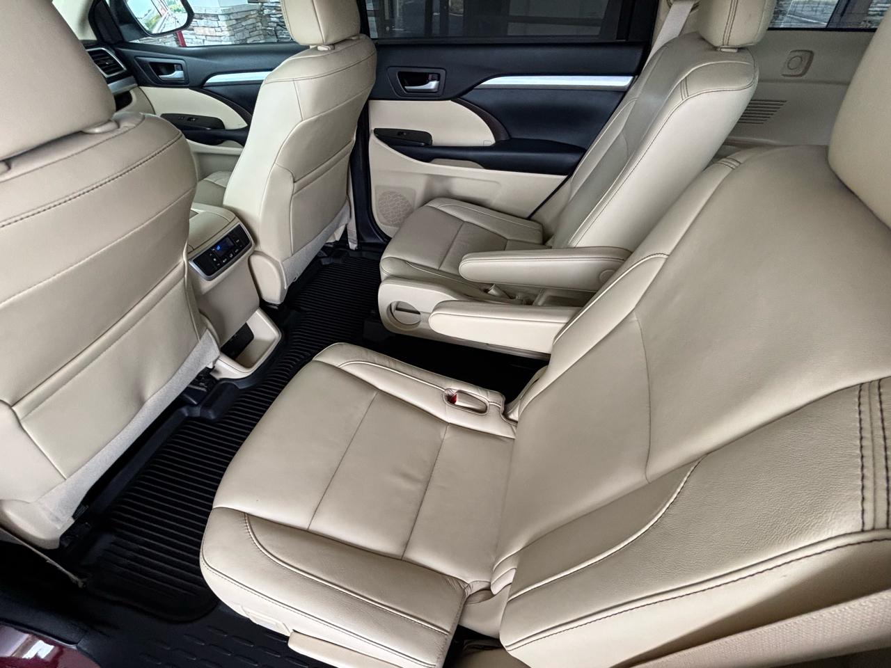 Toyota Highlander XLE AWD V6 2017