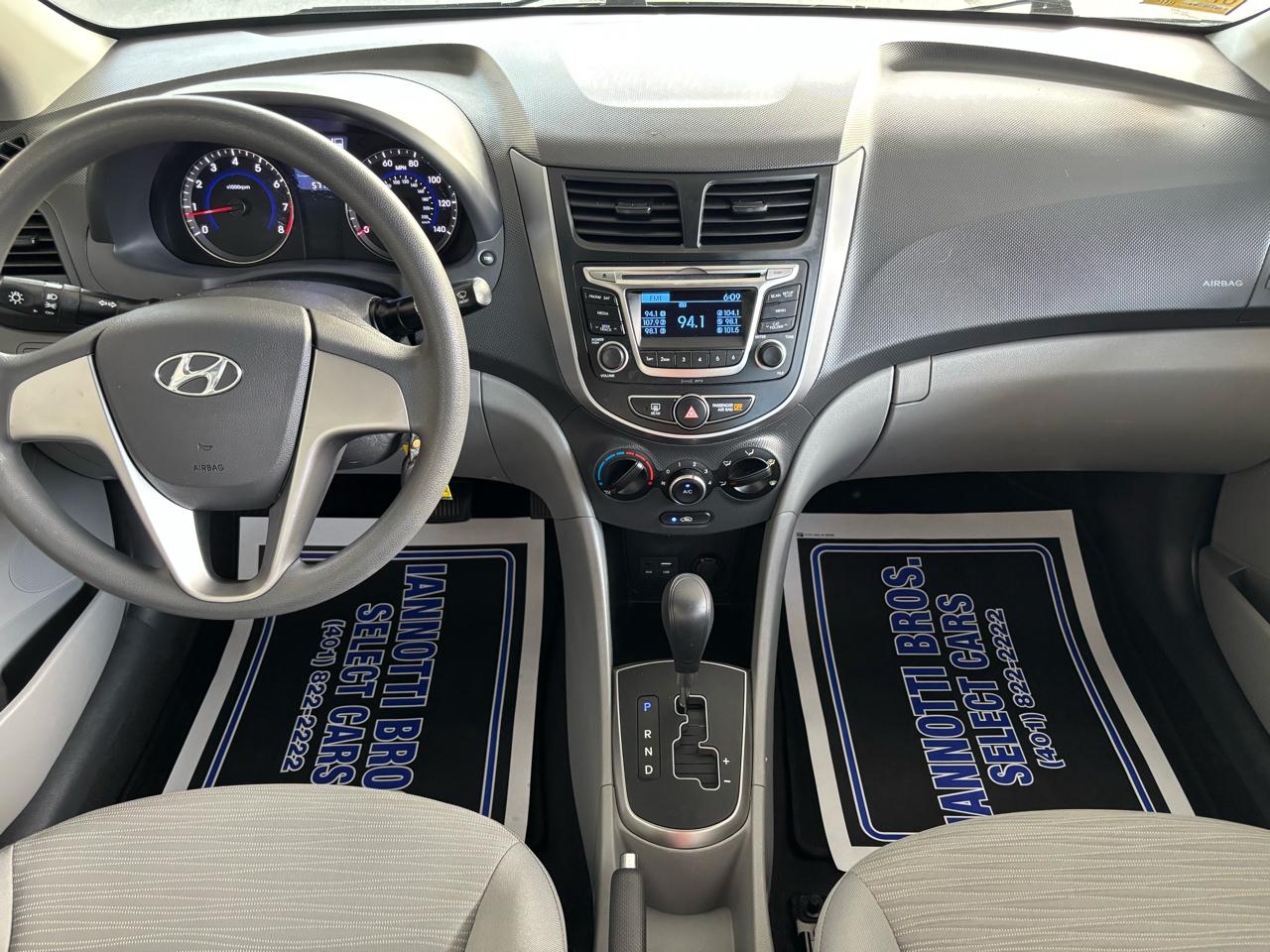 Hyundai Accent GLS 4-Door 6A 2015