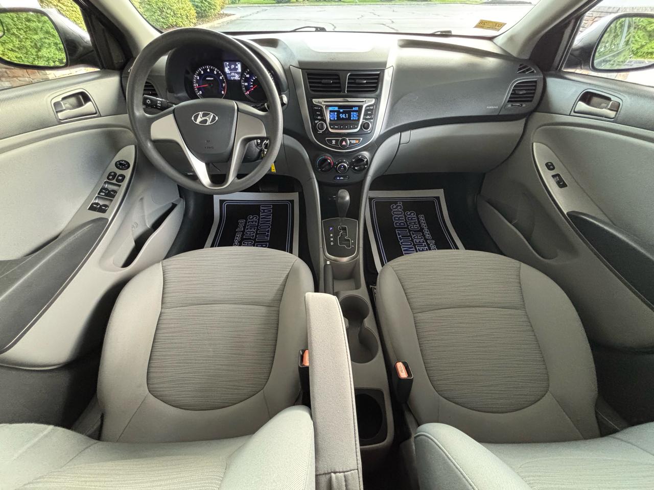 Hyundai Accent GLS 4-Door 6A 2015