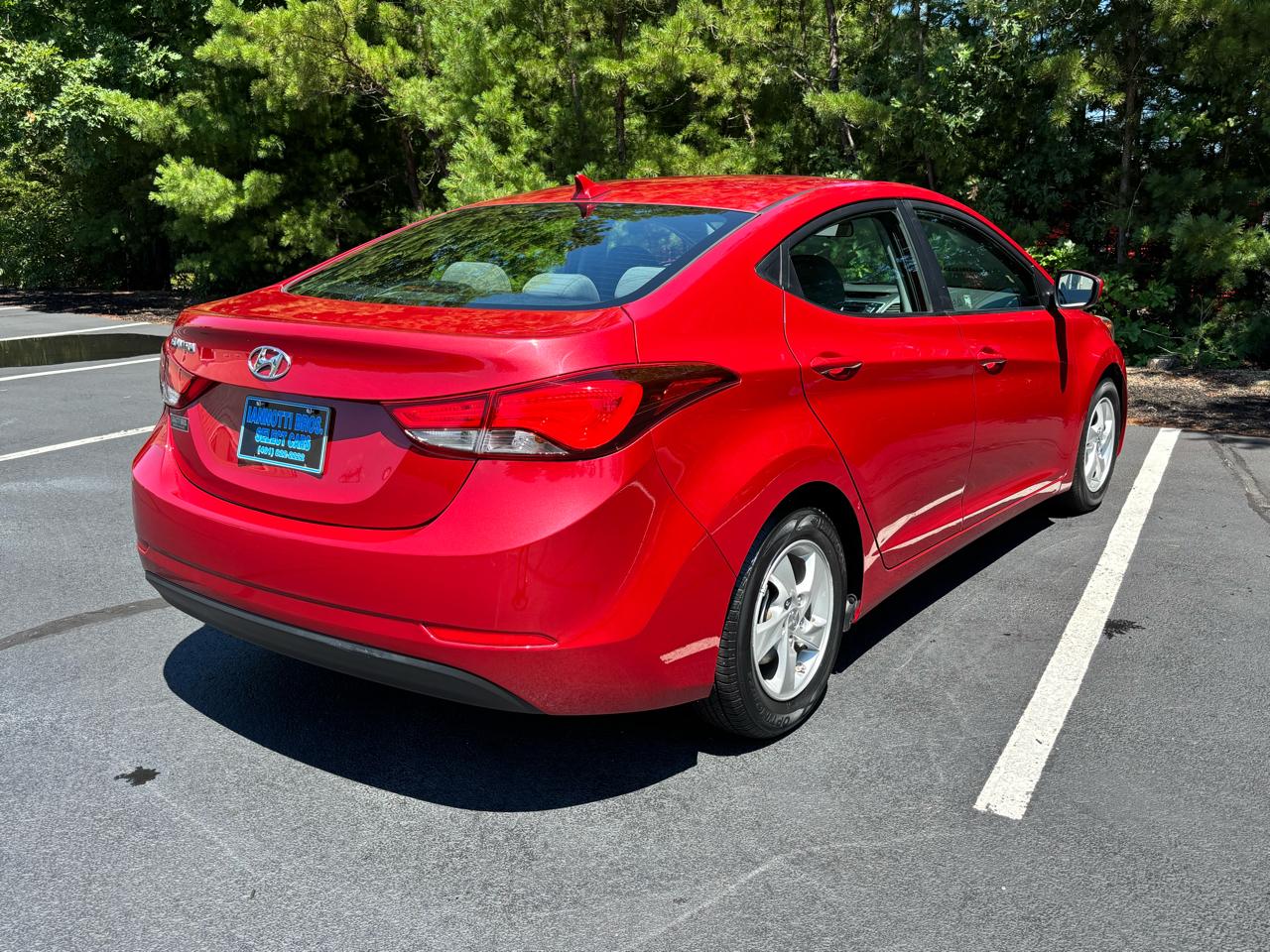 Hyundai Elantra SE 6AT 2015
