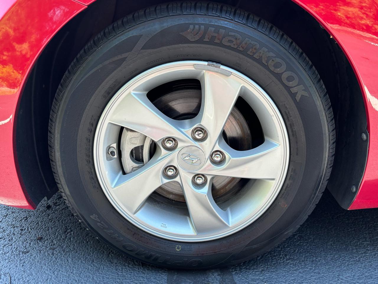 Hyundai Elantra SE 6AT 2015