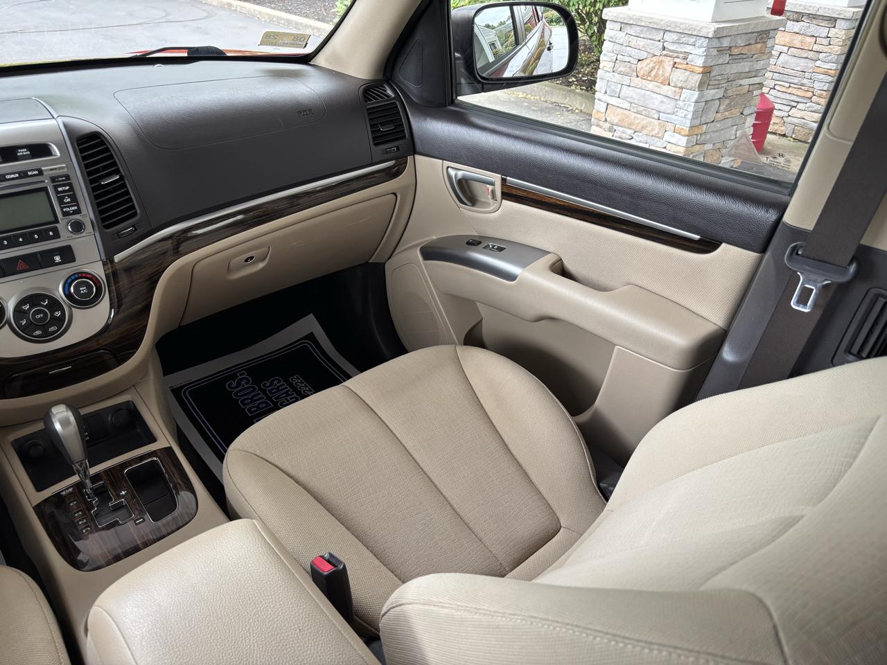 Hyundai Santa Fe GLS 2.4 AWD 2010