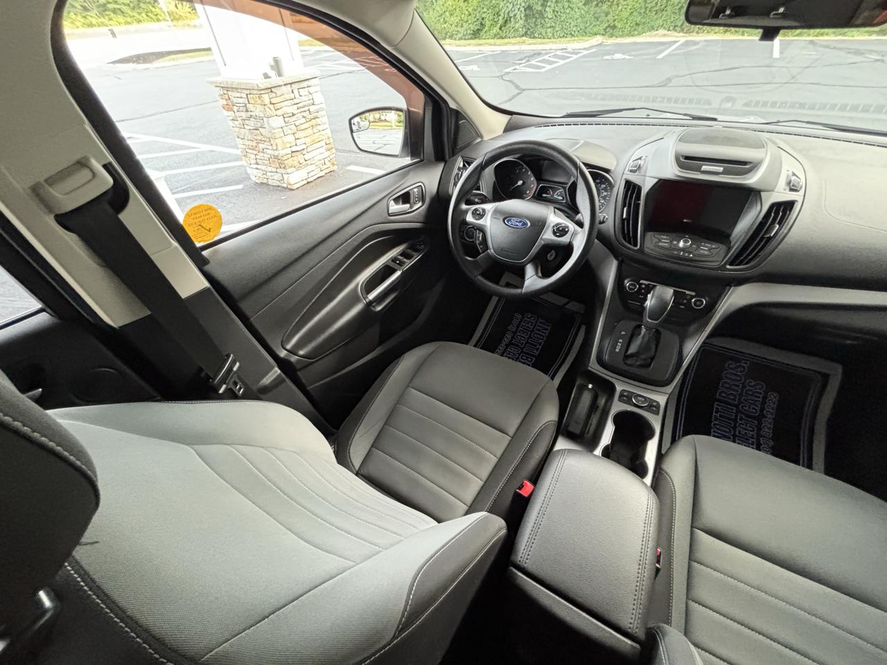 Ford Escape SE 4WD 2016
