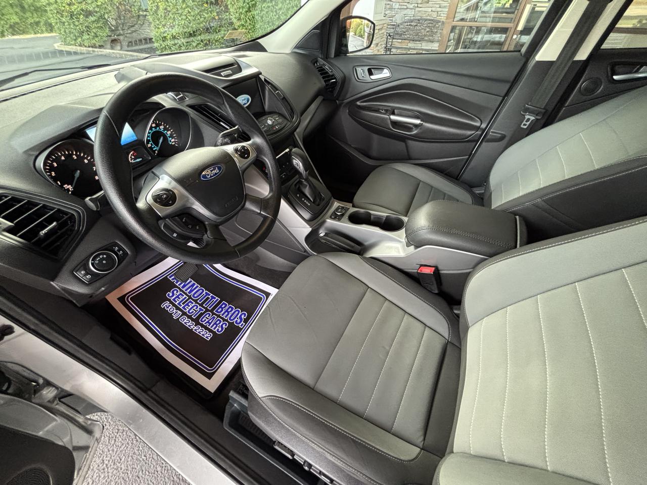 Ford Escape SE 4WD 2016