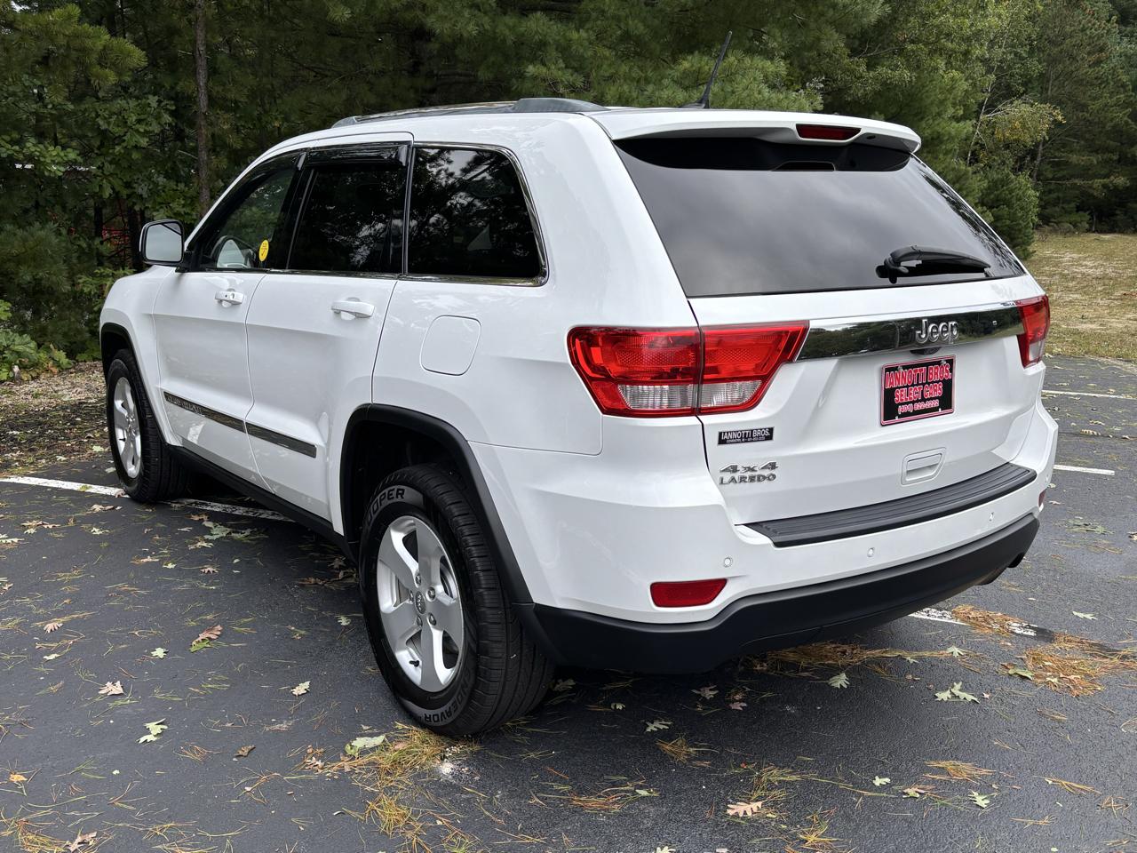 Jeep Grand Cherokee Laredo 4WD 2013