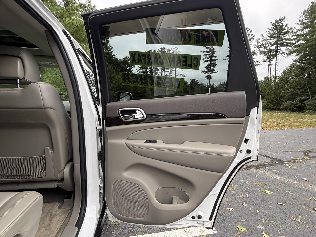 Jeep Grand Cherokee Laredo 4WD 2013