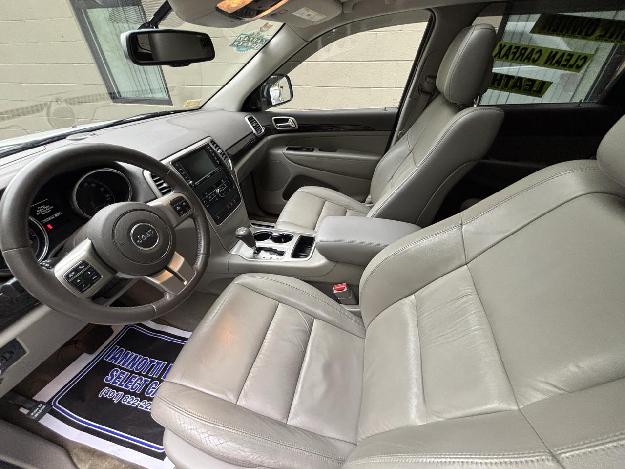Jeep Grand Cherokee Laredo 4WD 2013