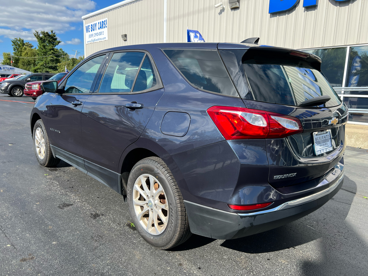 2018 Chevrolet Equinox LS photo 3