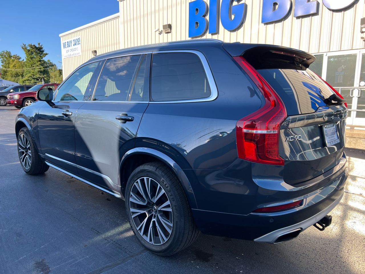 2020 Volvo XC90 Momentum photo 3