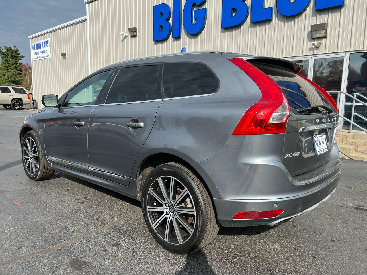 2017 Volvo XC60 T6 Inscription photo 3