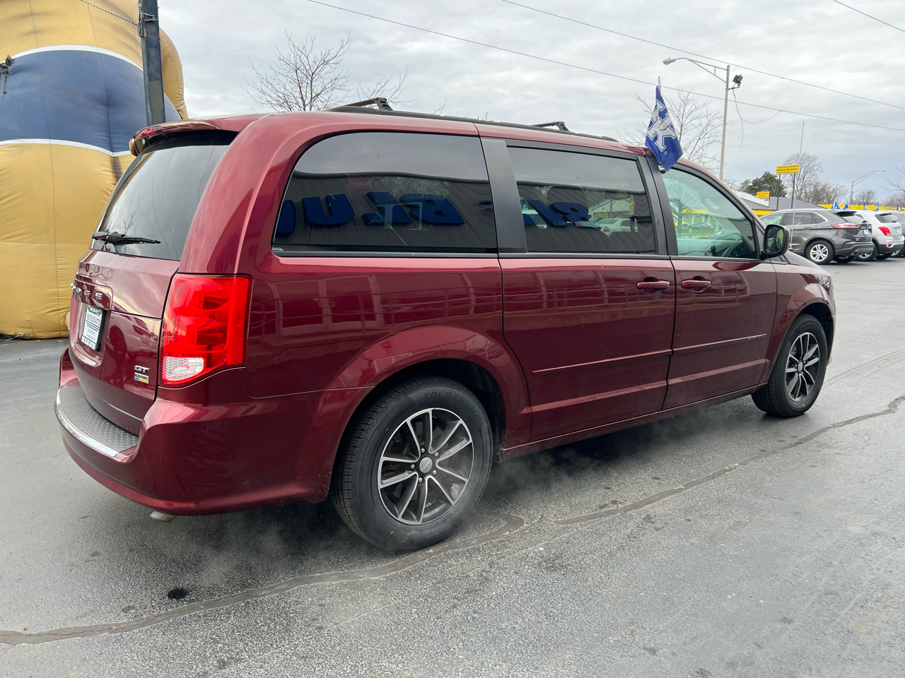 2017 Dodge Grand Caravan GT photo 3