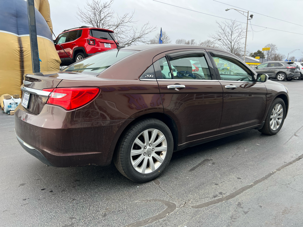 2013 Chrysler 200 Limited photo 4